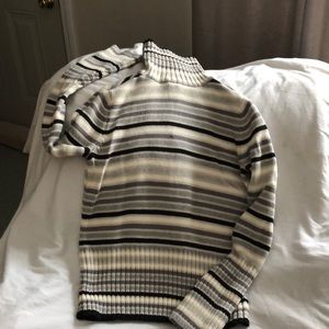Gray white black sweater